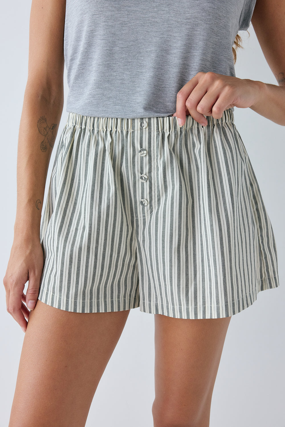 Eira Shorts Cream Stripe