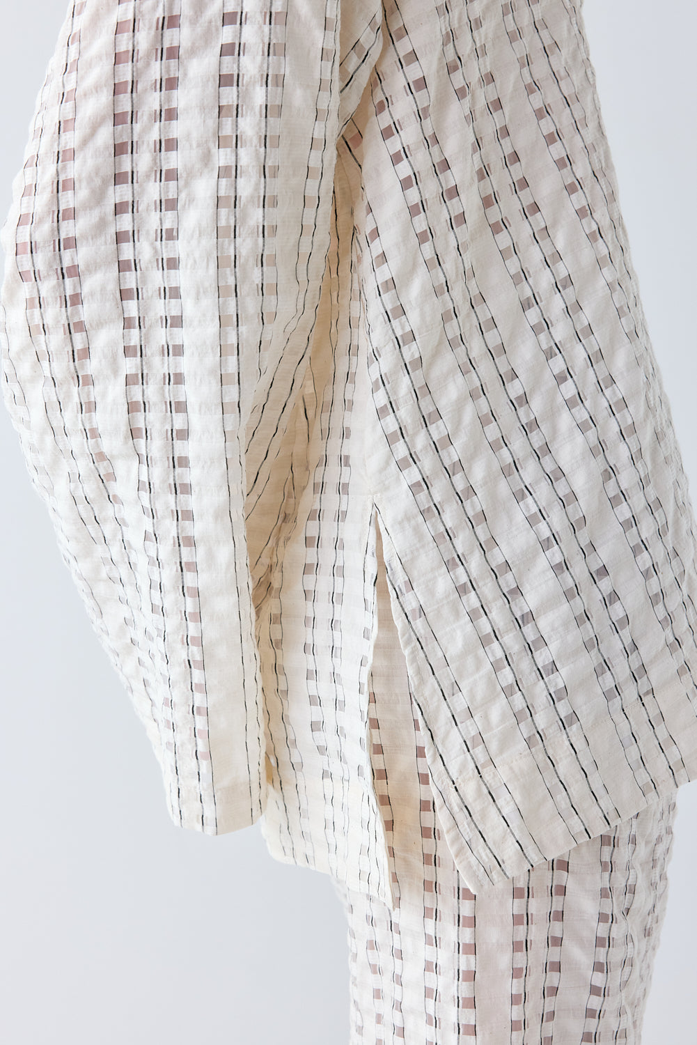 Peyton Sheer Top Cream Check