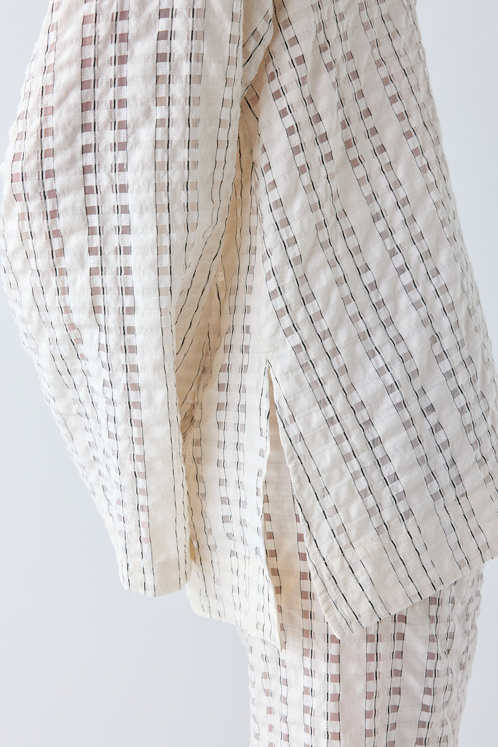 Peyton Sheer Top Cream Check