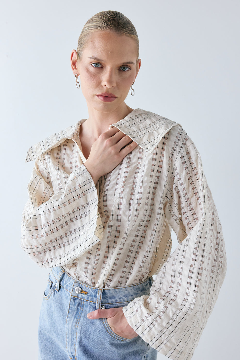 Peyton Sheer Top Cream Check