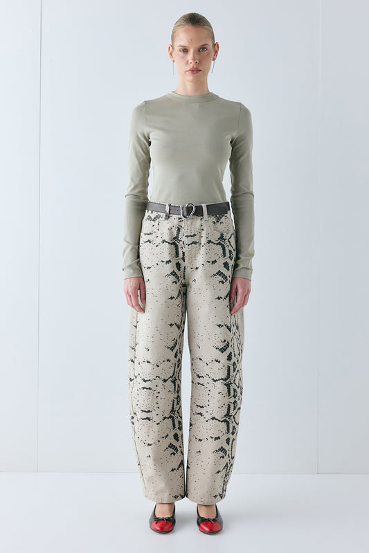 Spencer Mid Rise Barrel Denim Jeans Snake - size:Karolina: AU 6 / US 2