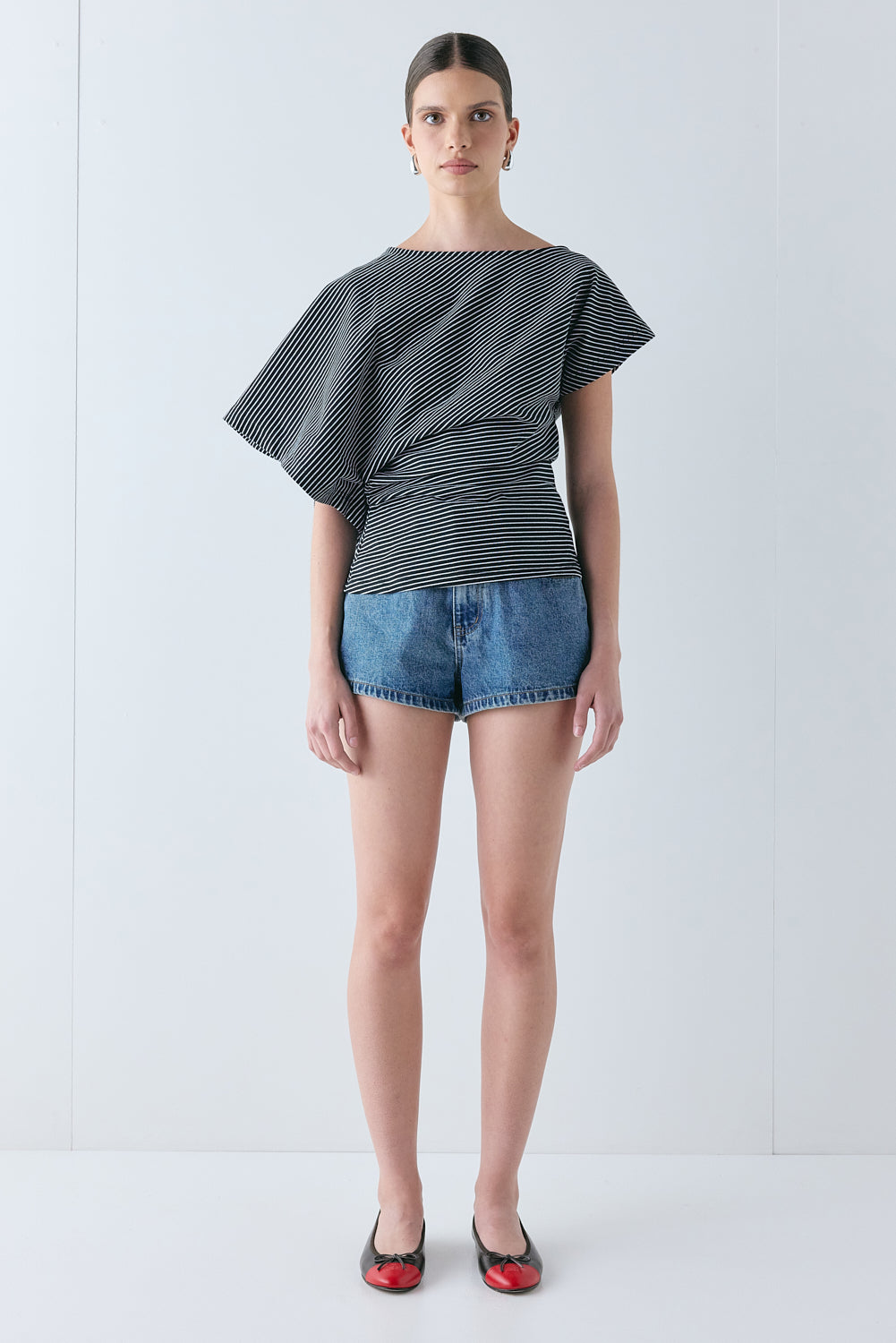 Liv Top Black Stripe 