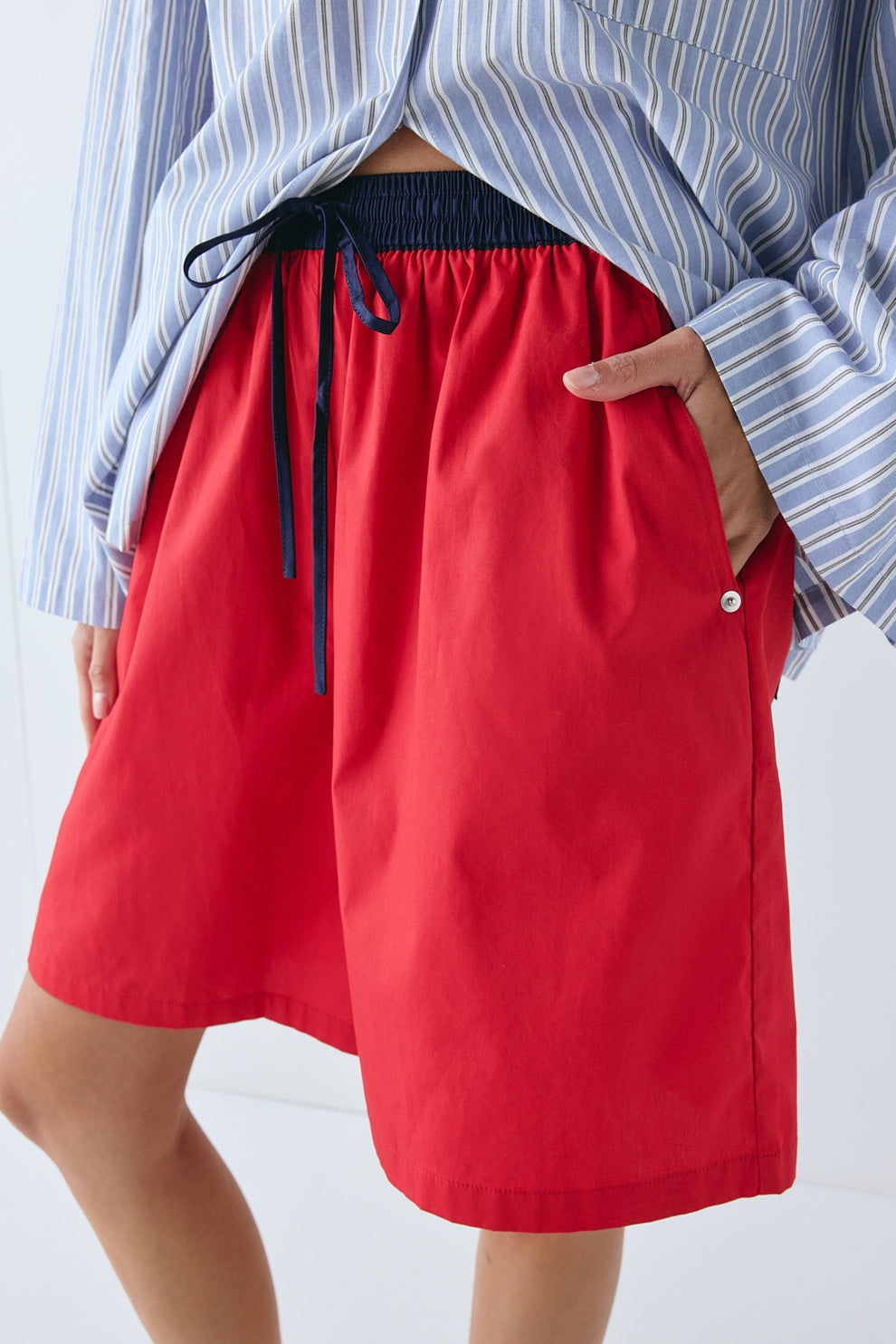 Astra Shorts Red