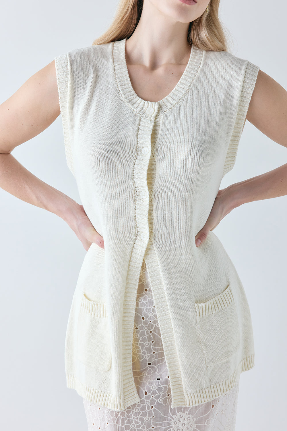 Isla Knit Vest Cream 