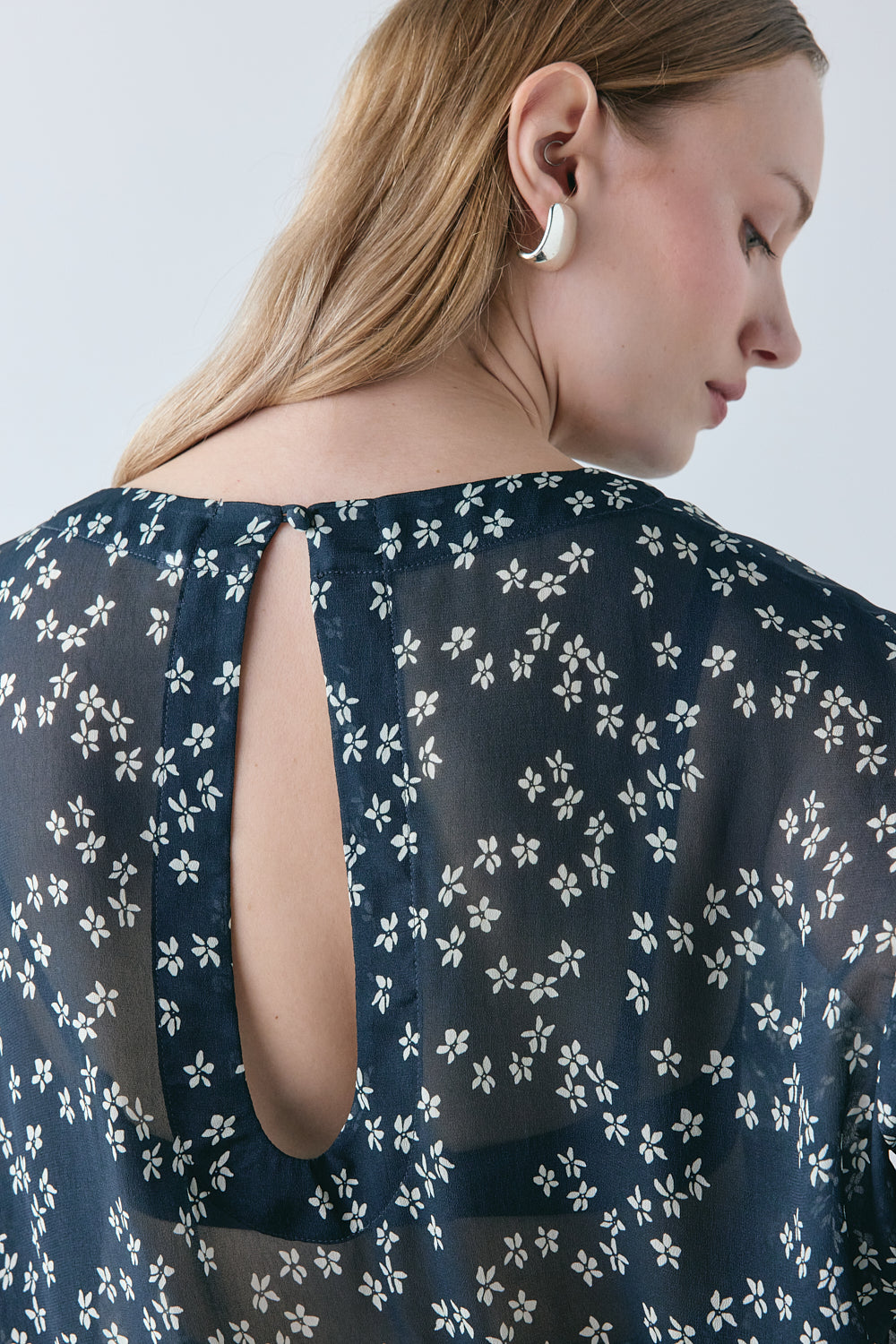 Ava Sheer Top Meadow 