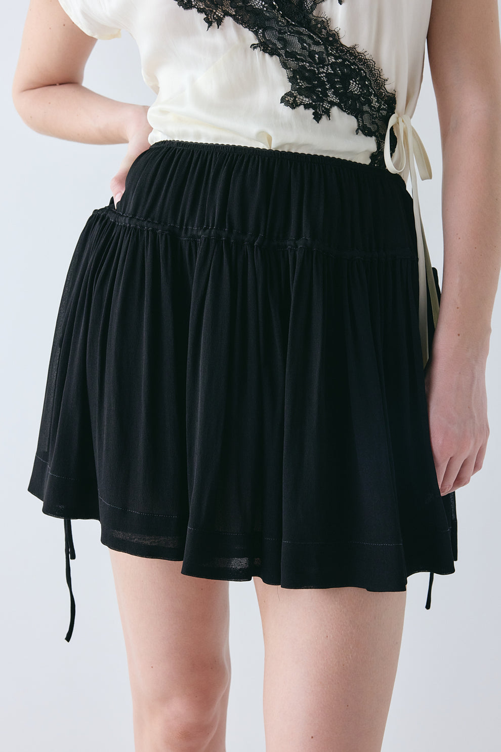Nellie Mini Skirt Black