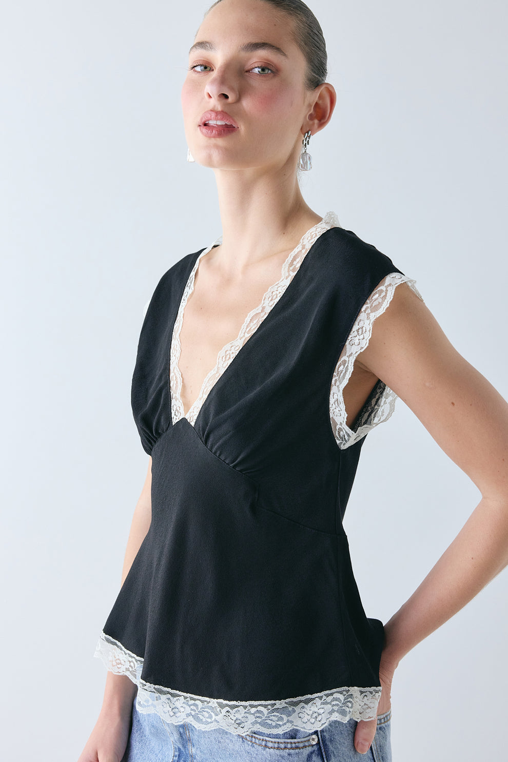 Milla Top Black 