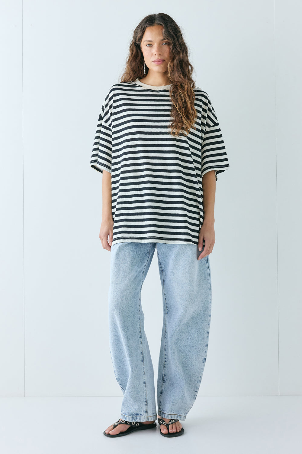 Willow Tee Black Stripe
