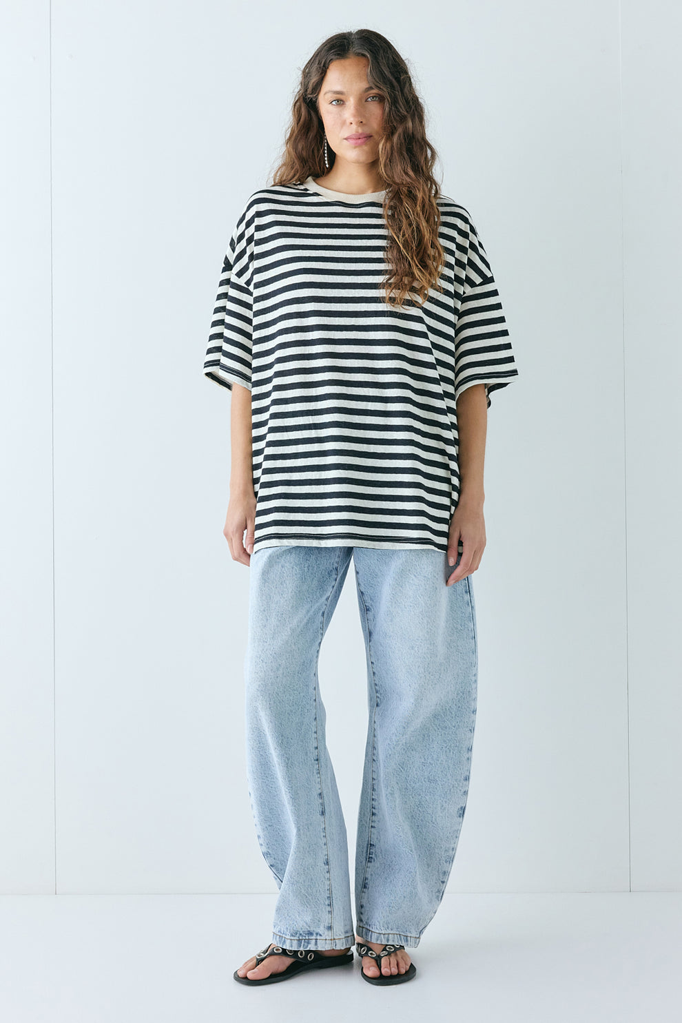 Willow Tee Black Stripe
