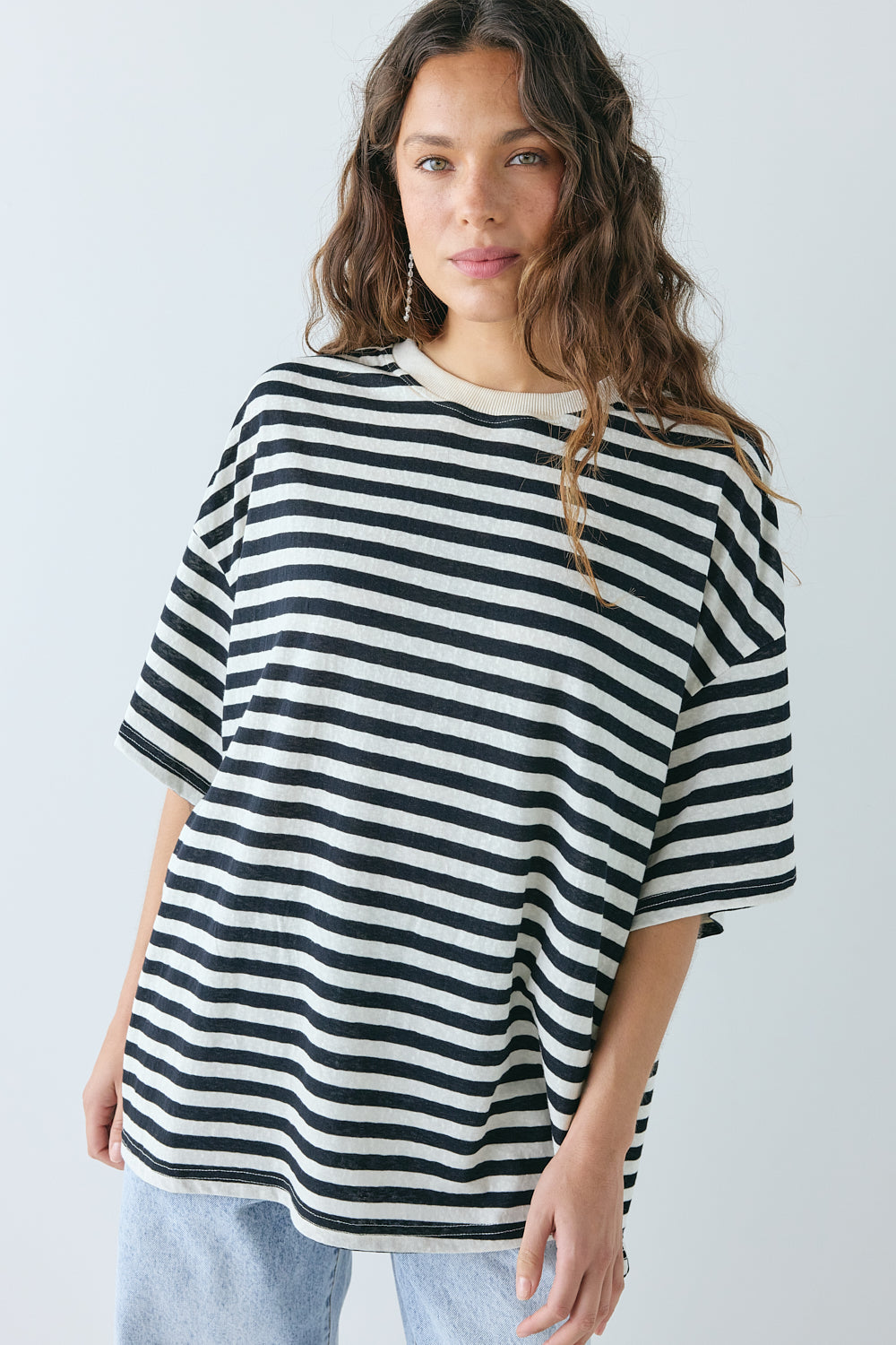 Willow Tee Black Stripe