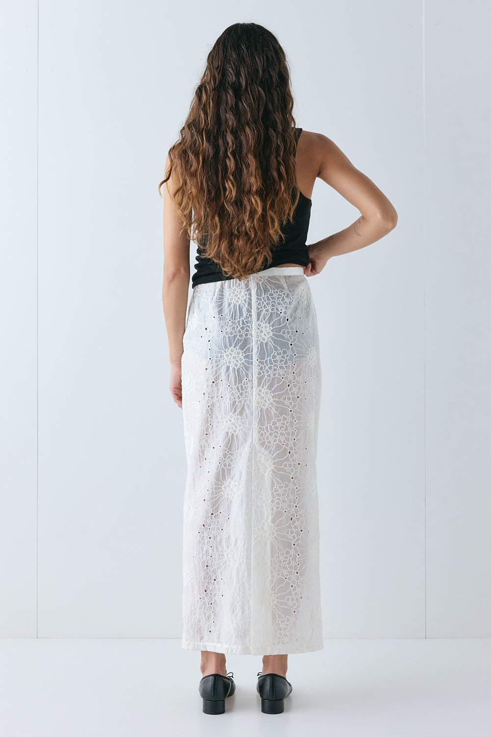 Devyn Anglaise Midi Skirt Cream