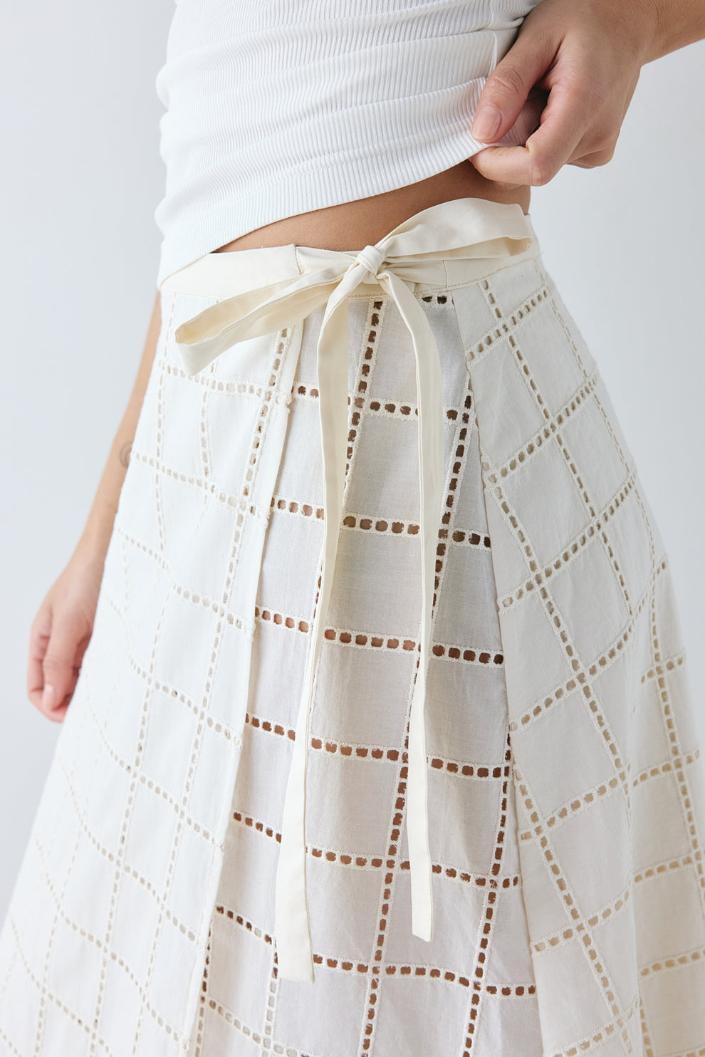Lucille Anglaise Midi Skirt Cream