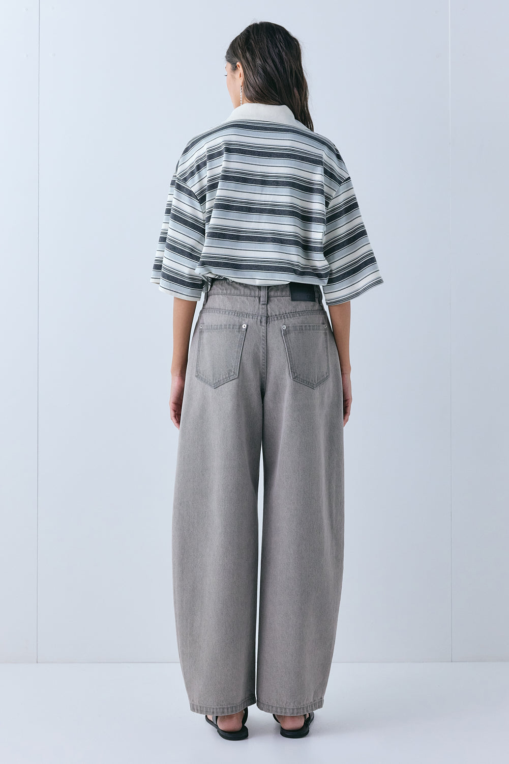 Spencer Mid Rise Barrel Denim Jeans Grey 