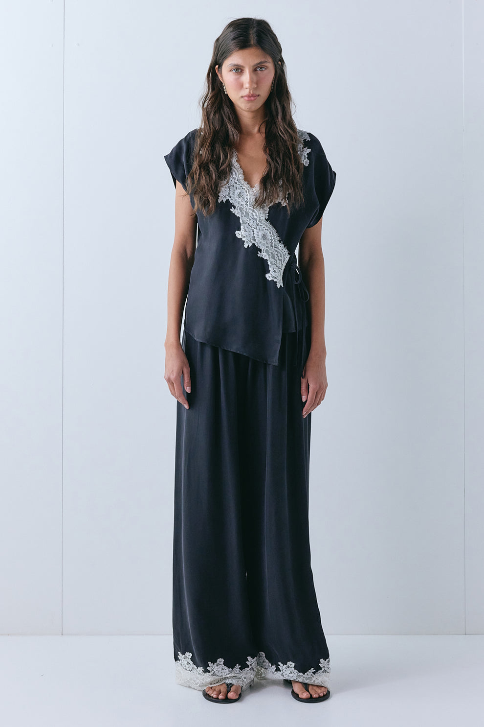 Felicity Lace Top Black 