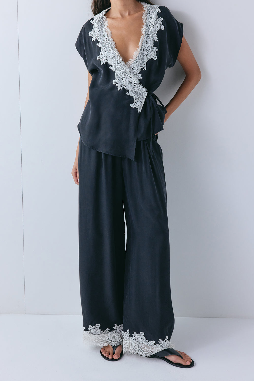 Rowie Lace Pants Black 