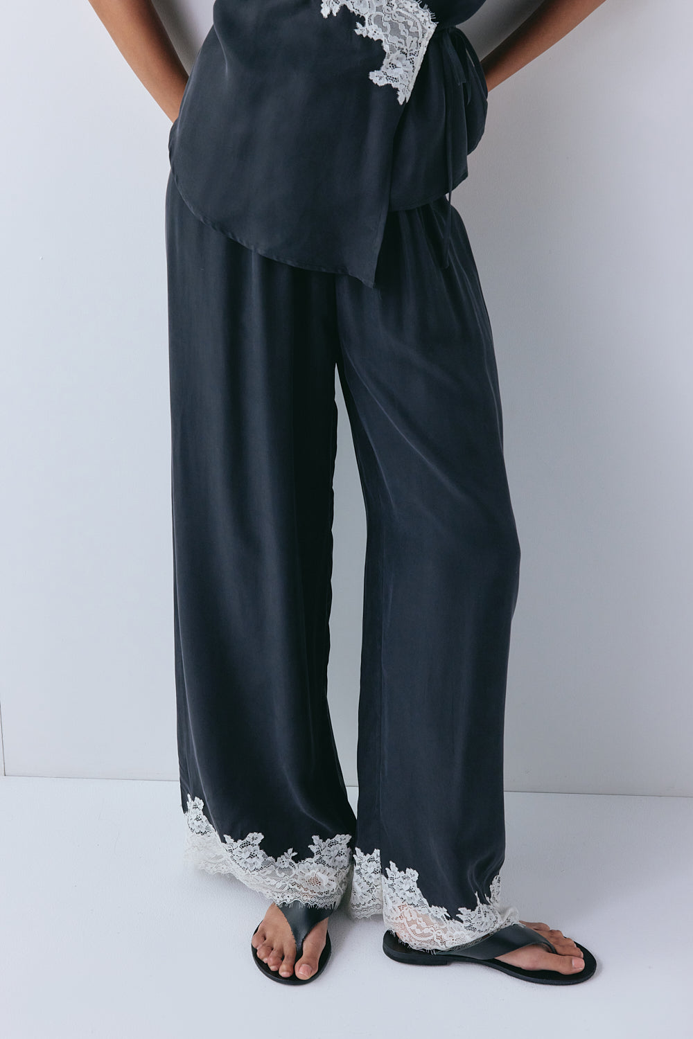 Rowie Lace Pants Black 