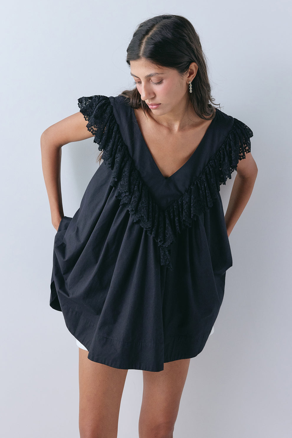 Juni Tunic Top Black - size:Aida:AU 6 / US 2