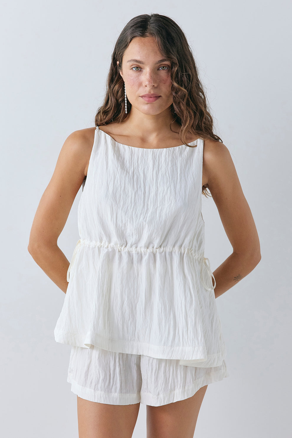 Annika Shorts Crinkle Cream 