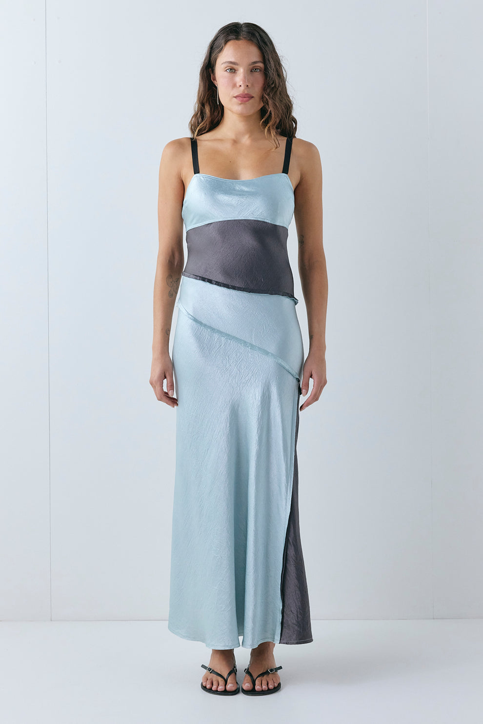 Kensy Satin Midi Dress Powder - size:Stephanie:AU 6 / US 2