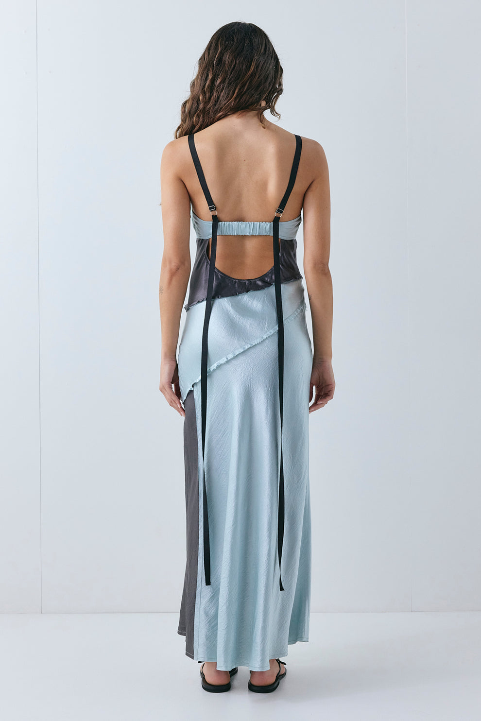 Kensy Satin Midi Dress Powder