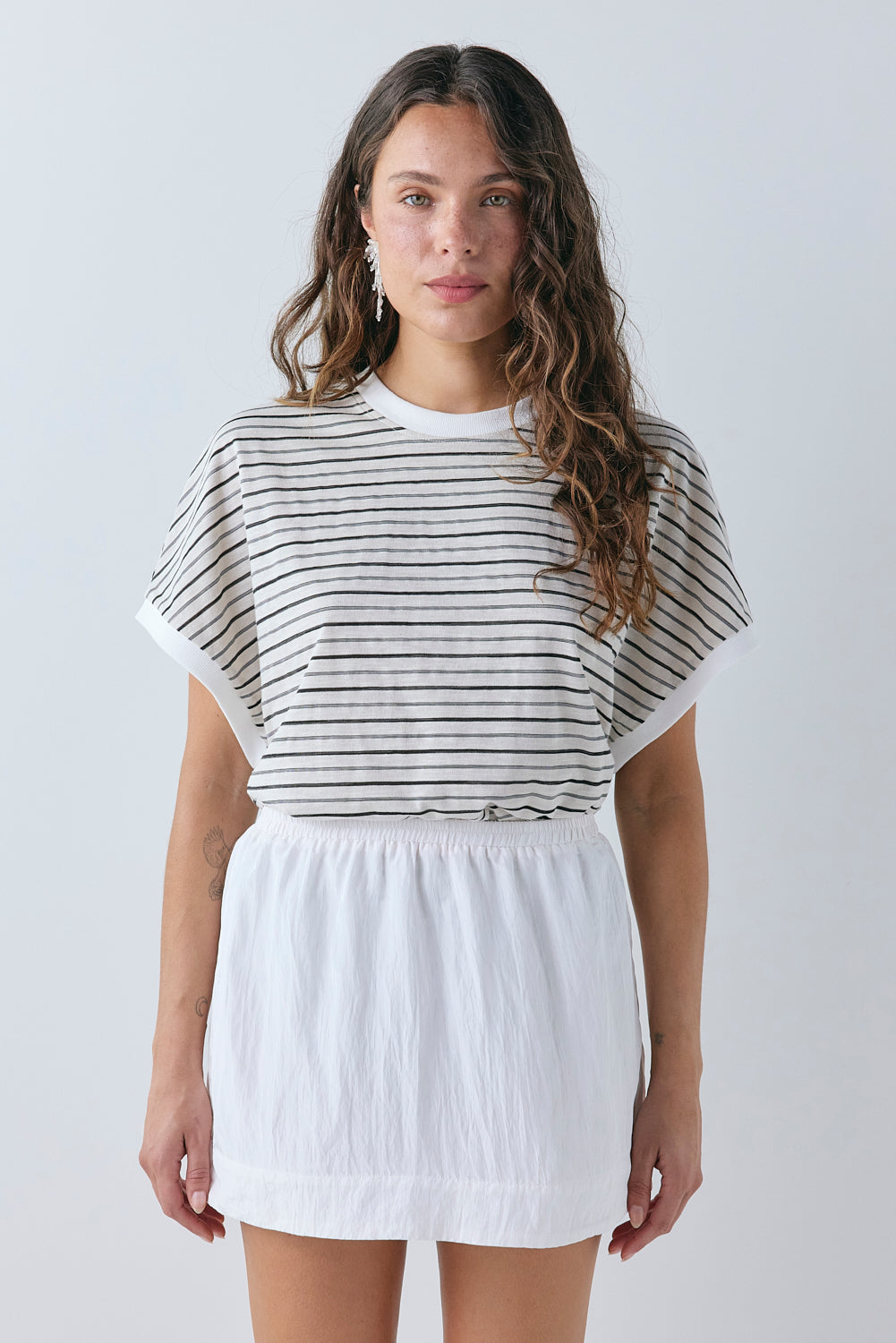 Olsen Mini Skirt Crinkle White - size:Stephanie:AU 6 / US 2