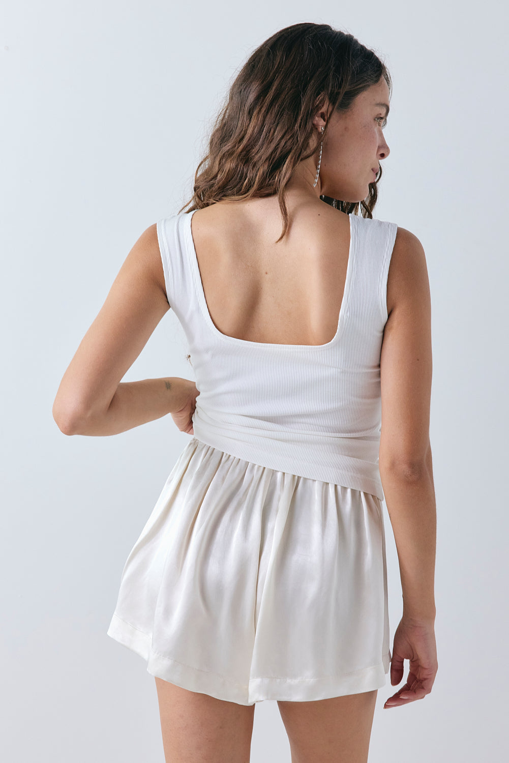 Alek Satin Shorts Cream 