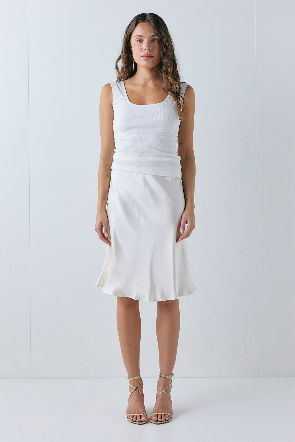 Marcia Satin Midi Skirt Cream - size:Stephanie:AU 6 / US 2