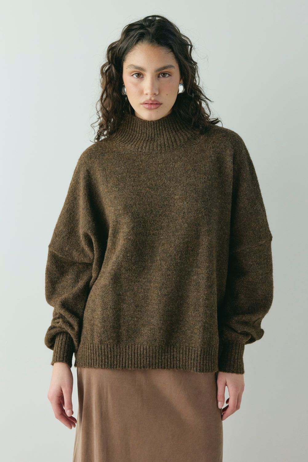 Yumi Knit Jumper Coffee – VRG GRL