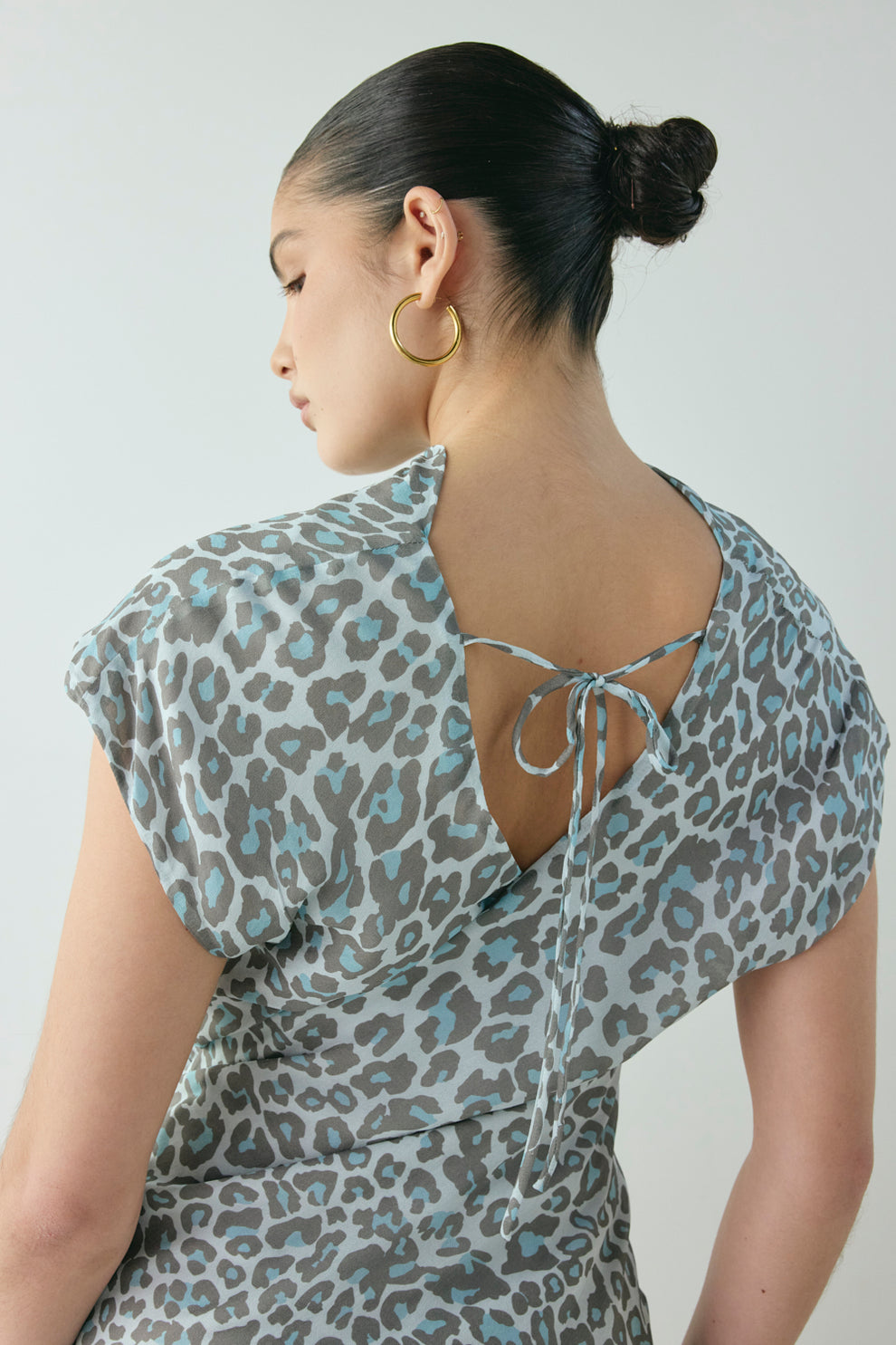 Nuri Mini Dress Blue Leopard