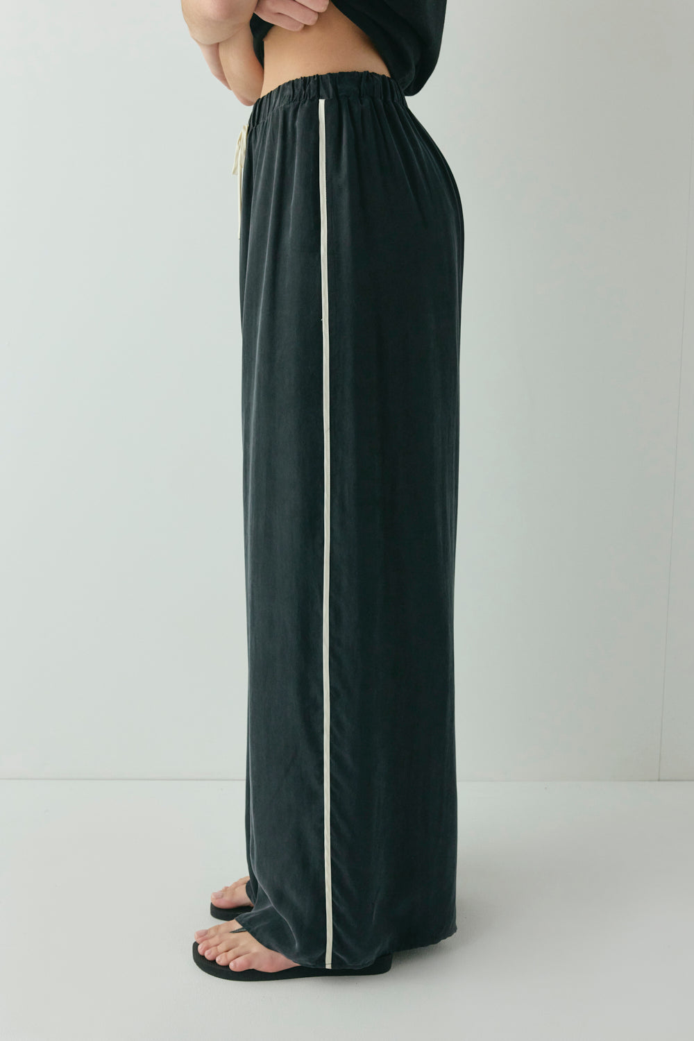 Moonscapes Pants Black