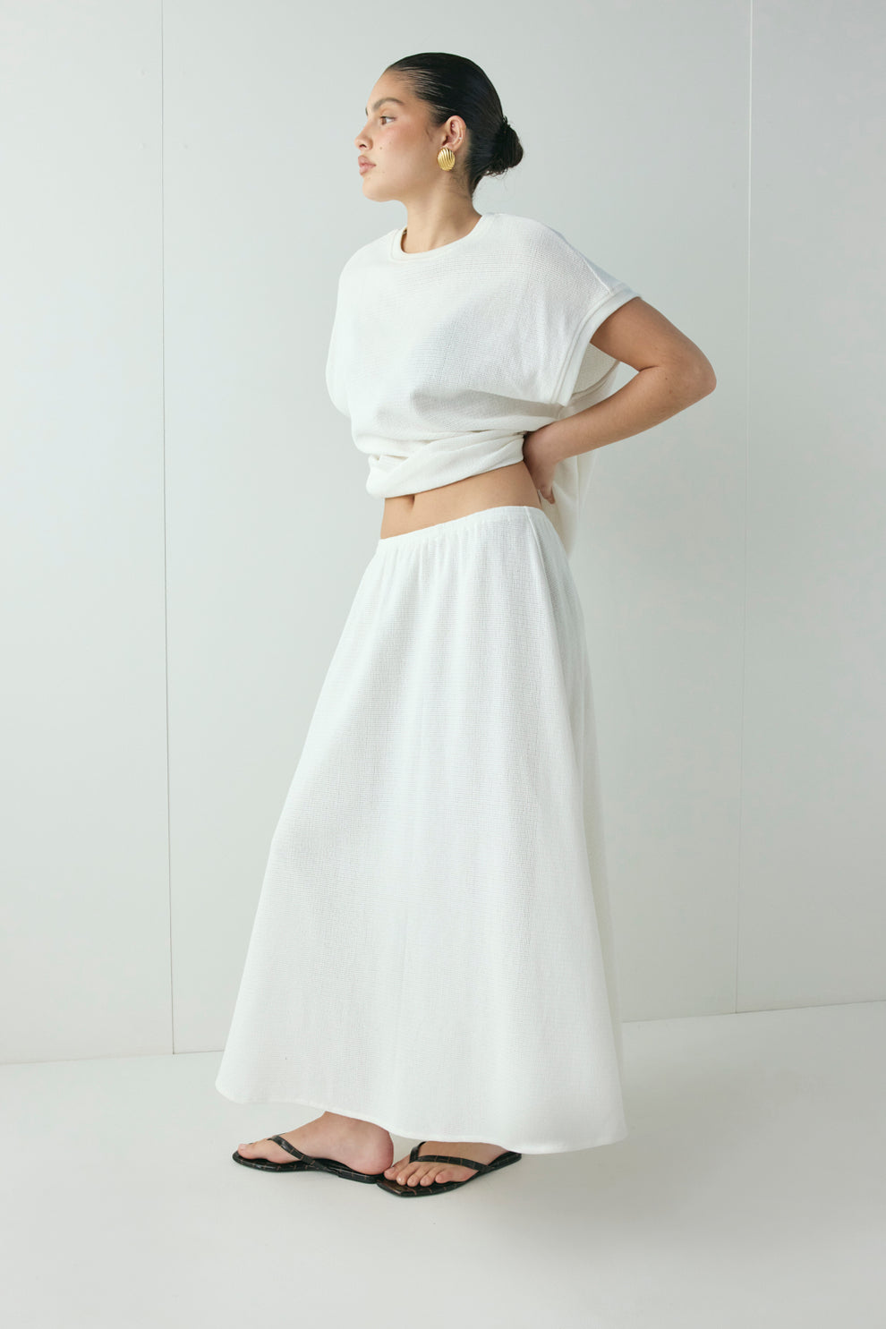 Solara Waffle Midi Skirt White - size:Kiara:8