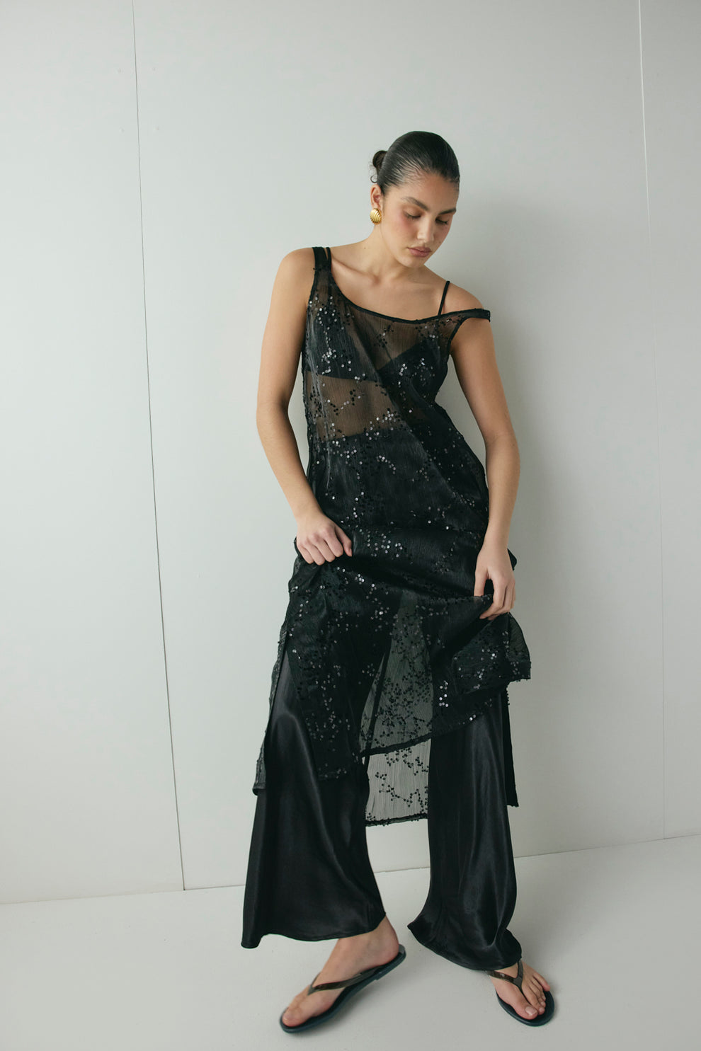 Neve Sequin Midi Dress Black