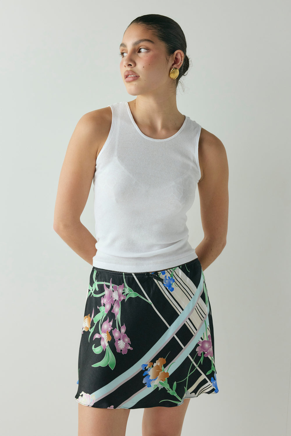 Lola Satin Mini Skirt Zari