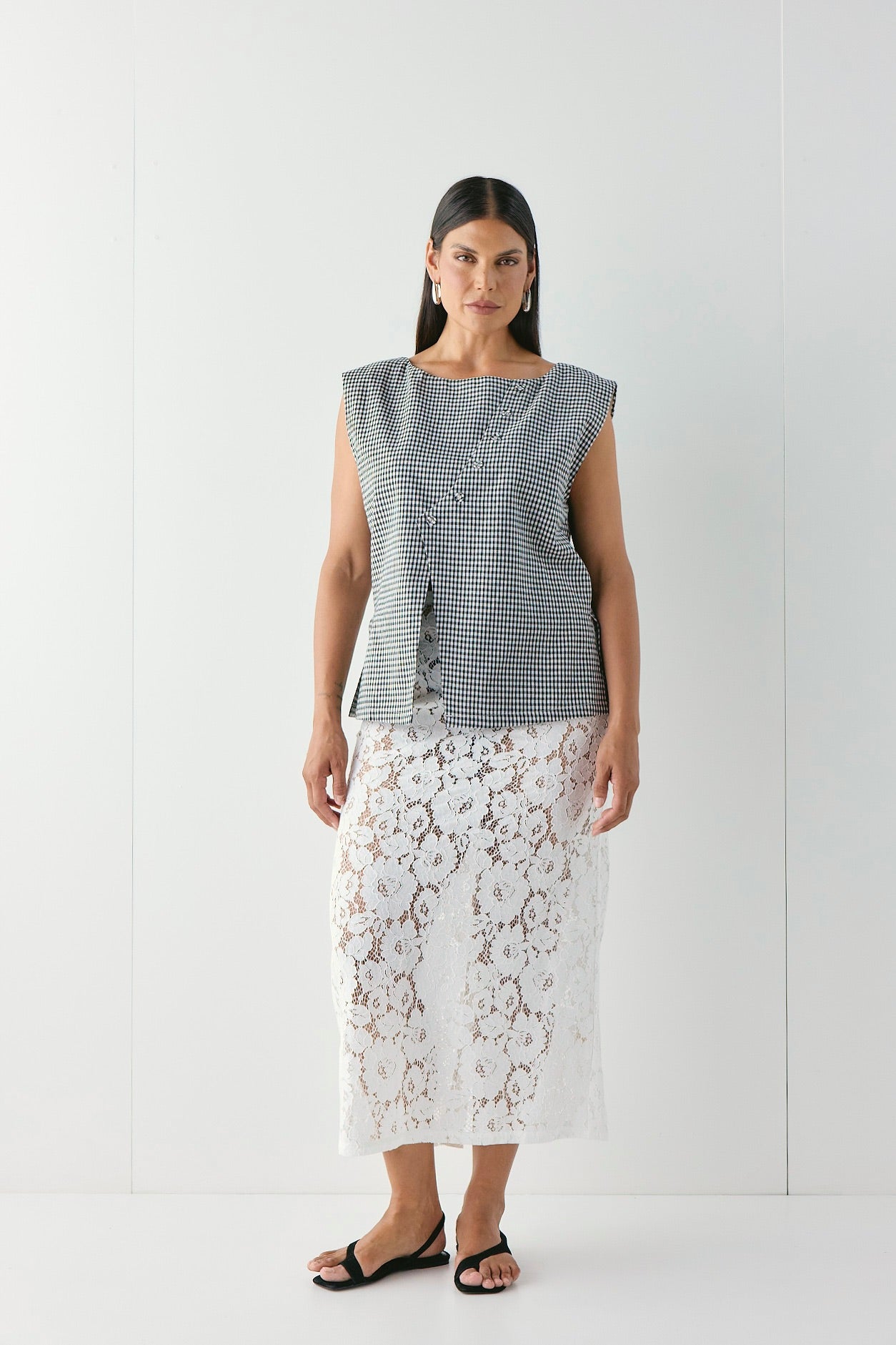 Aria Vest Black Check 