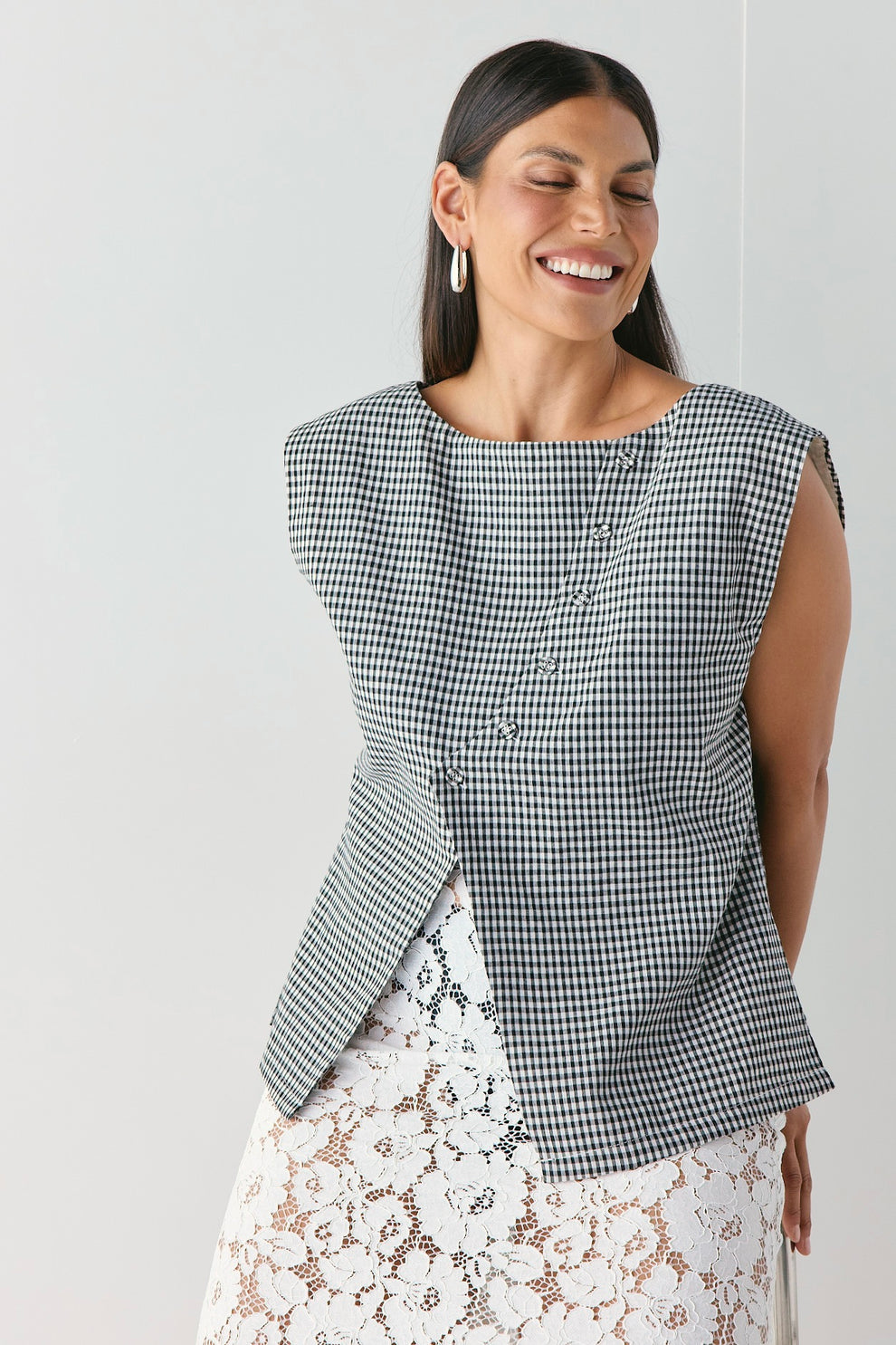 Aria Vest Black Check - size:Pala:AU 12 / US 8