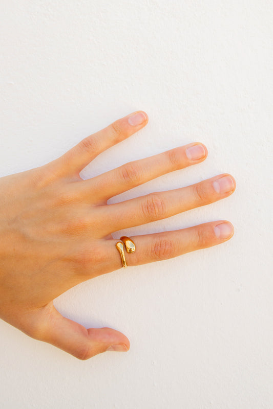 Into You Ring // Gold