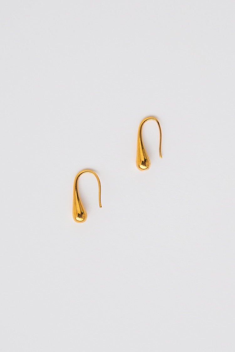 Into You Earrings // Gold