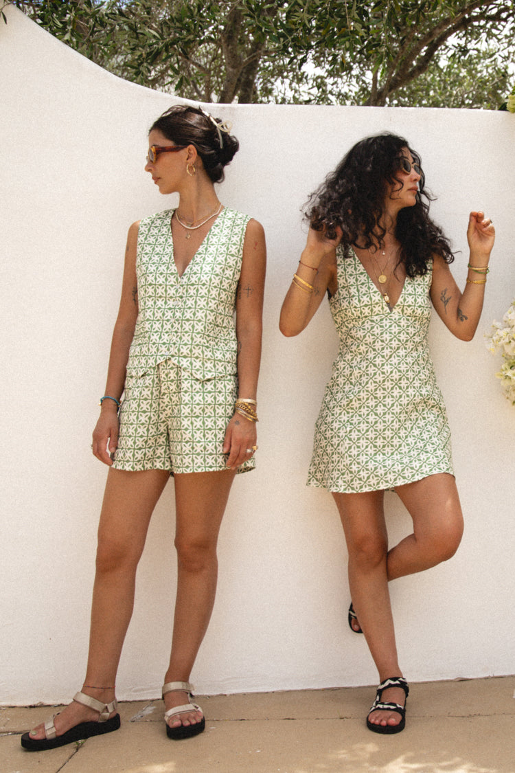 VRG GRL Sun Seeker Bias Cut Linen Mini Dress // Print