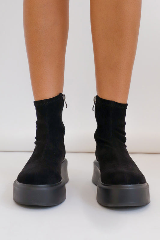 Therapy Colson Boots // Black